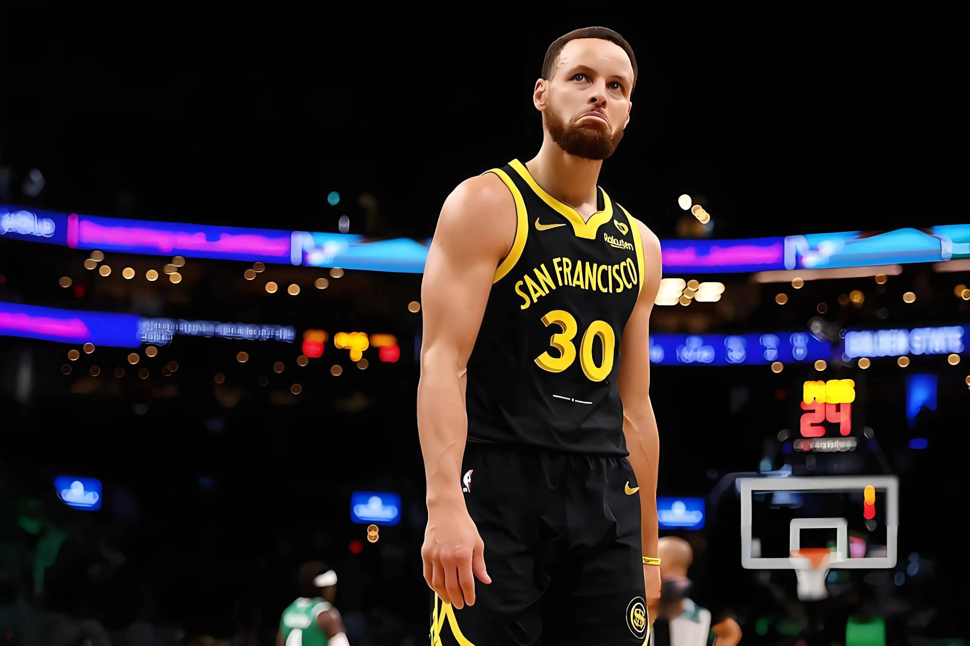  库里回归赛场，大胜首场状态亮眼，曼联观众沸腾！